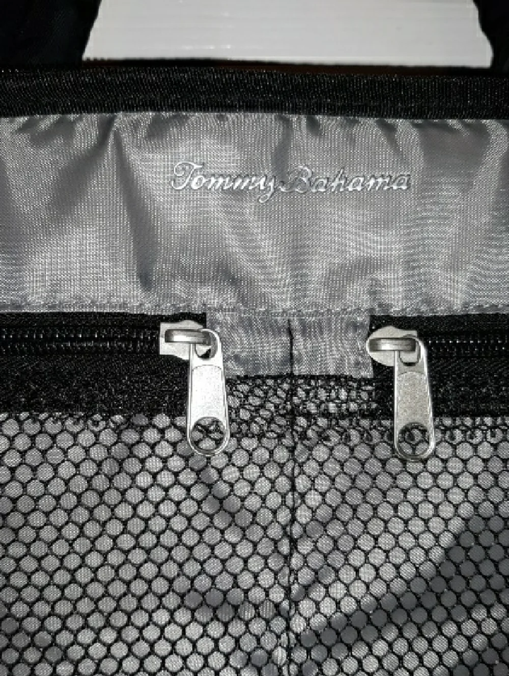 Tommy Bahama Large Quilted Puffer Travel Bag
